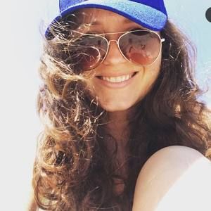 Meet your Posher, Jeanne